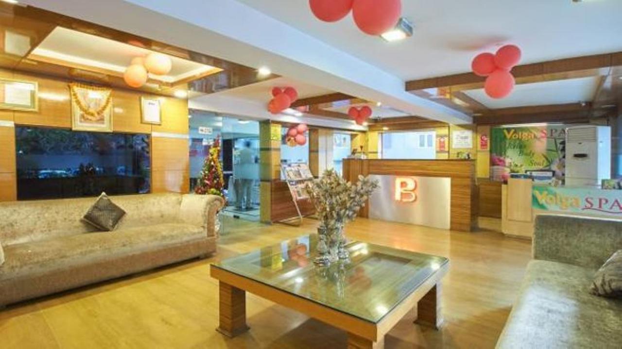 Hotel Balsons Continental New Delhi Exterior foto